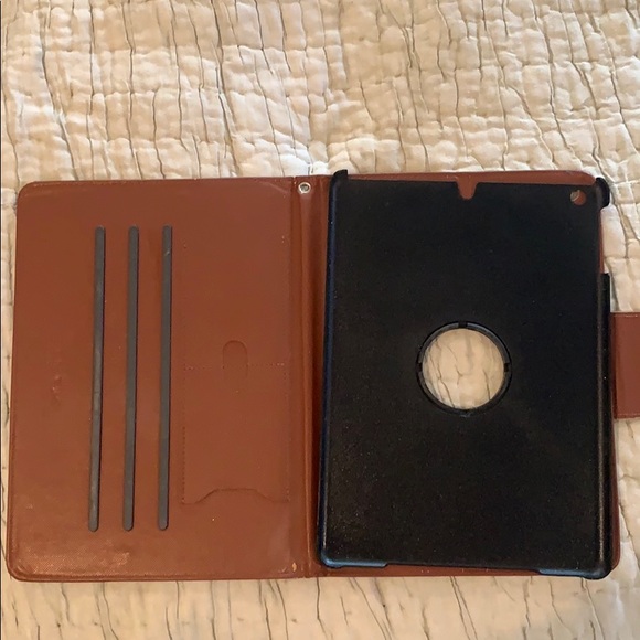 iPad Air case - Picture 2 of 3